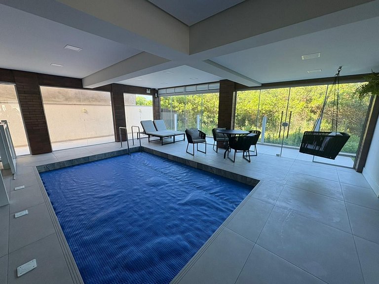 cód 31 - Apartamento 3 dormitórios frente mar