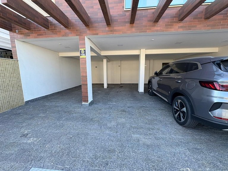 cód 31 - Apartamento 3 dormitórios frente mar