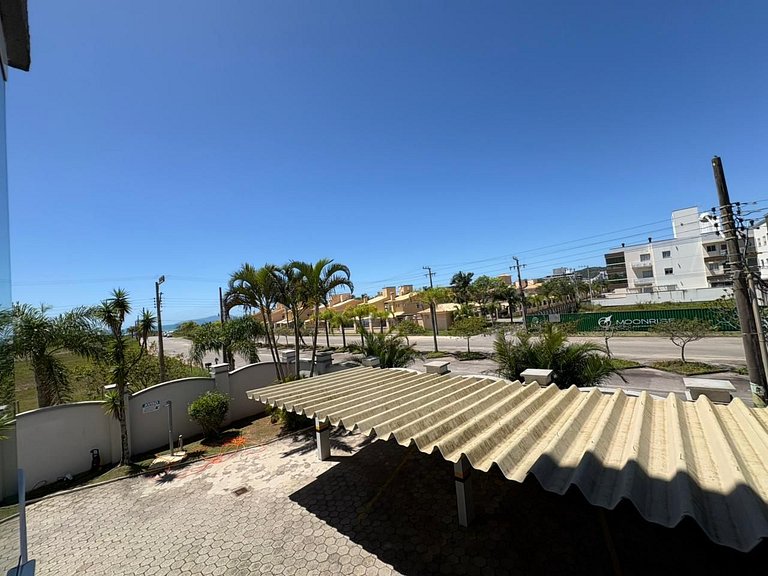 cód 154 - Excelente apartamento apenas 300m do mar
