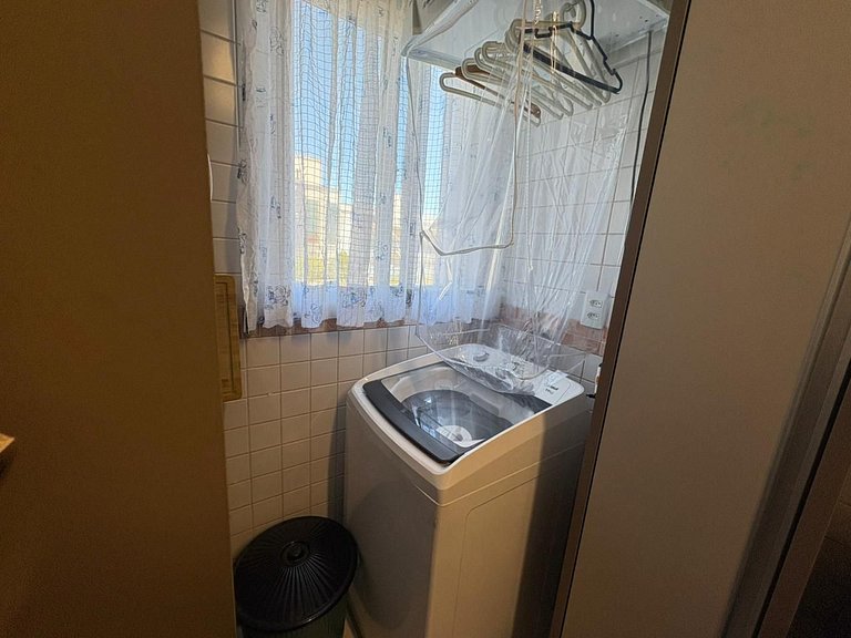 cód 154 - Excelente apartamento apenas 300m do mar