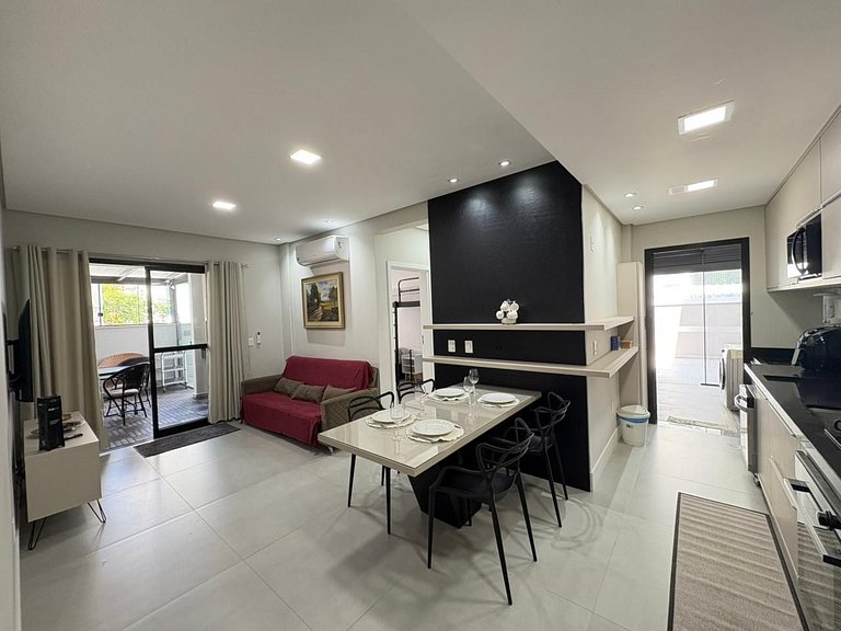 Cód 161 - Apartamento com Spa privativa a 100m do mar