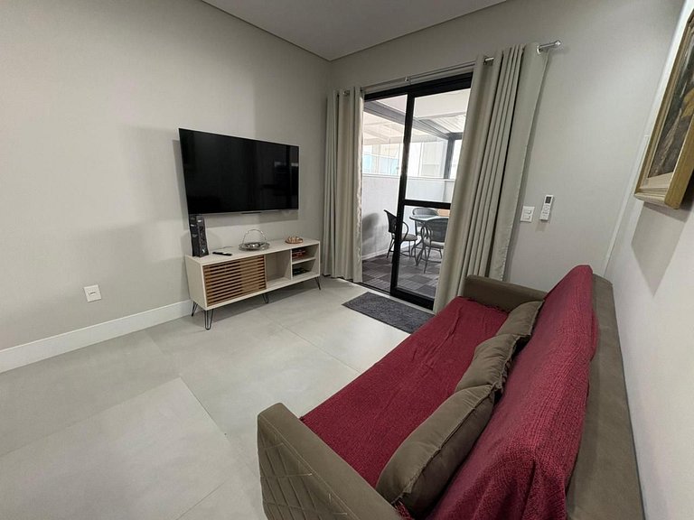 Cód 161 - Apartamento com Spa privativa a 100m do mar