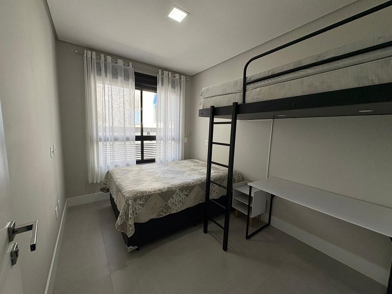 Cód 161 - Apartamento com Spa privativa a 100m do mar