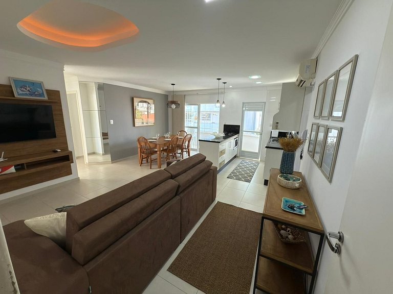 Cód 78 - Belo apartamento á 80m do mar