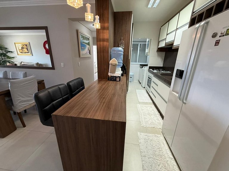 Cód 137- Belo apartamento de 3 suítes