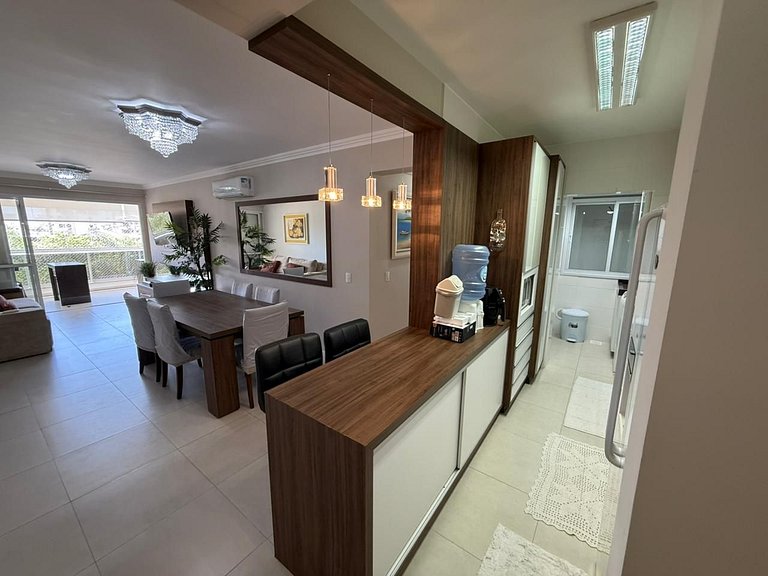 Cód 137- Belo apartamento de 3 suítes