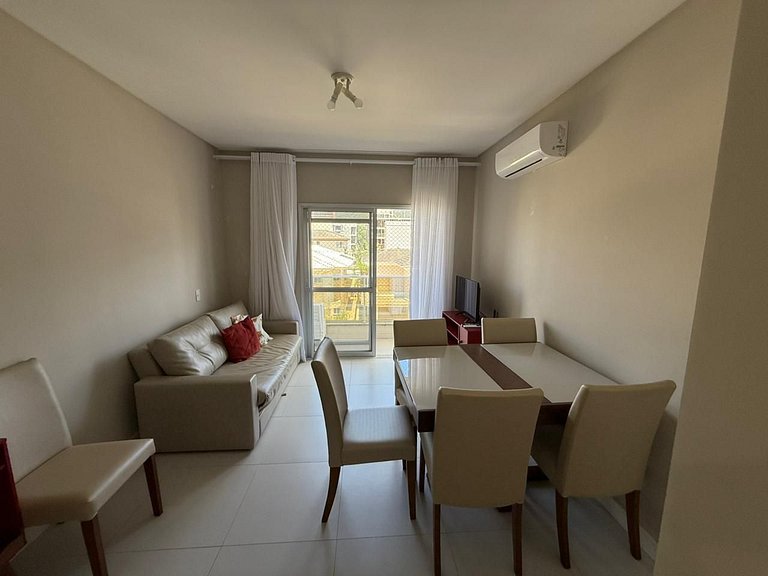 Cód 127 - Apartamento amplo a 500m da Praia de Palmas