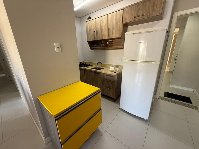 Cód 127 - Apartamento amplo a 500m da Praia de Palmas