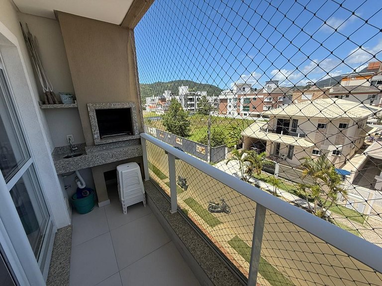 Cód 127 - Apartamento amplo a 500m da Praia de Palmas