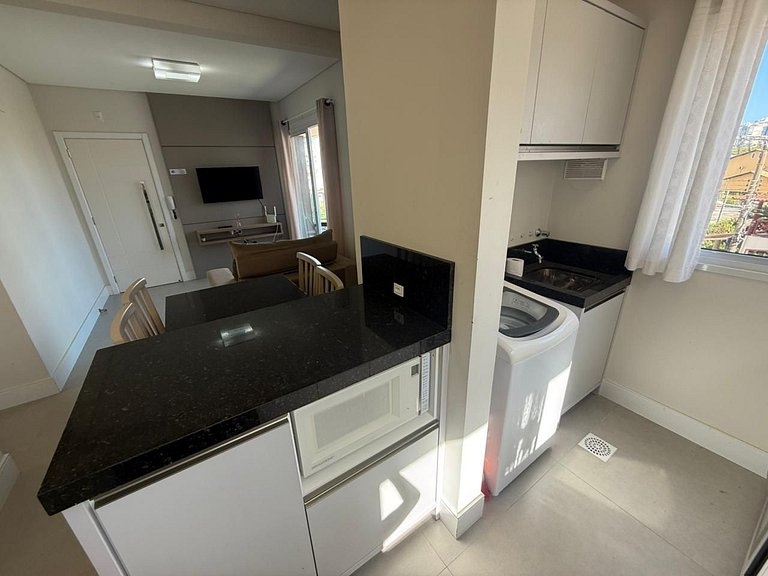 cód 152 - Excelente apartamento á 300m do mar!