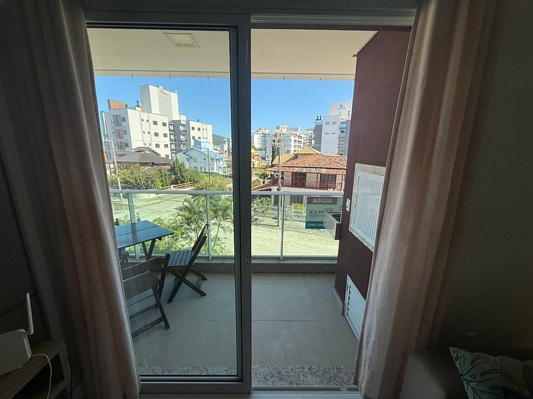 cód 152 - Excelente apartamento á 300m do mar!