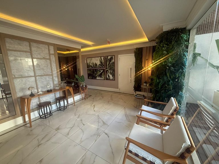 Cód 68 - Apartamento á 200m do mar