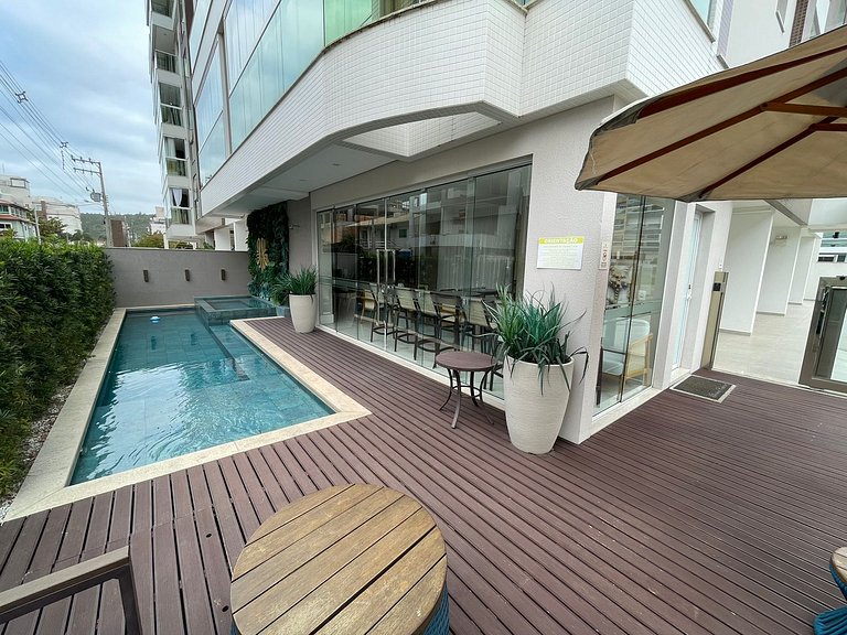 Cód 68 - Apartamento á 200m do mar