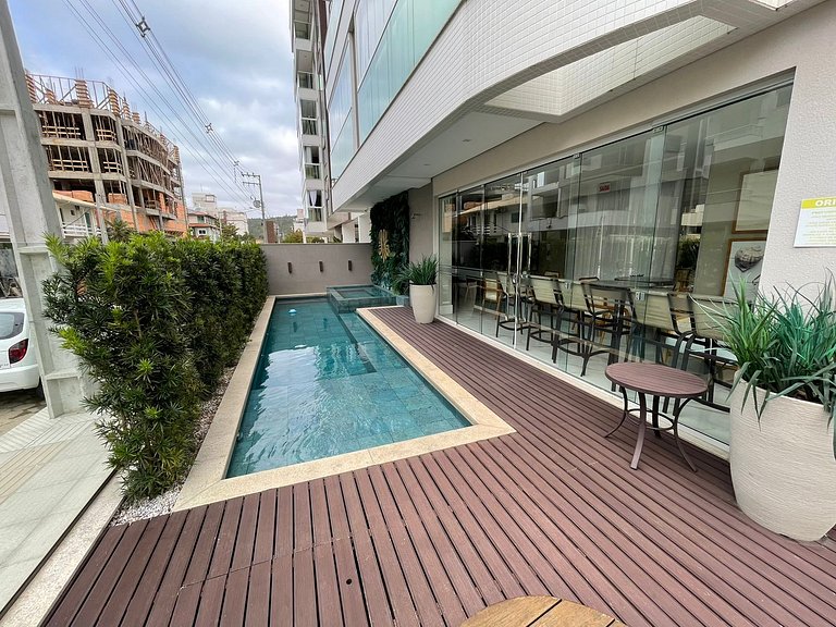 Cód 68 - Apartamento á 200m do mar