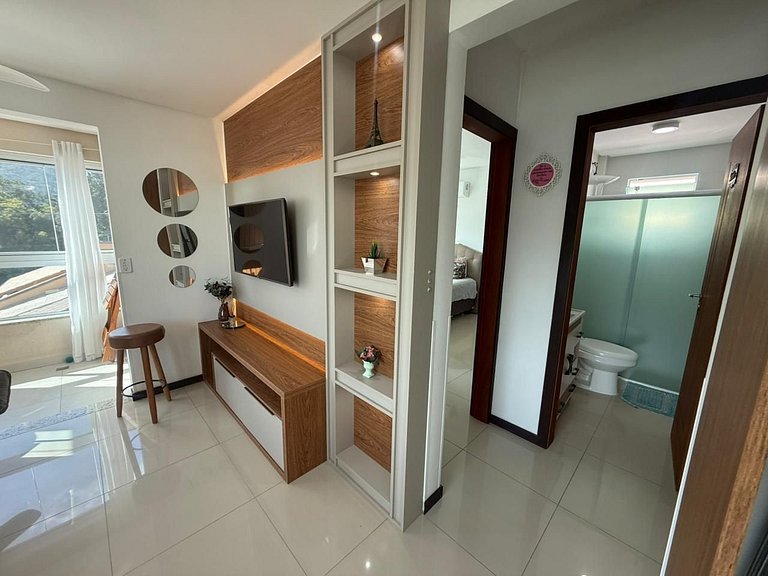 Cód 135 - Apartamento confortável com mobiliário sob medida