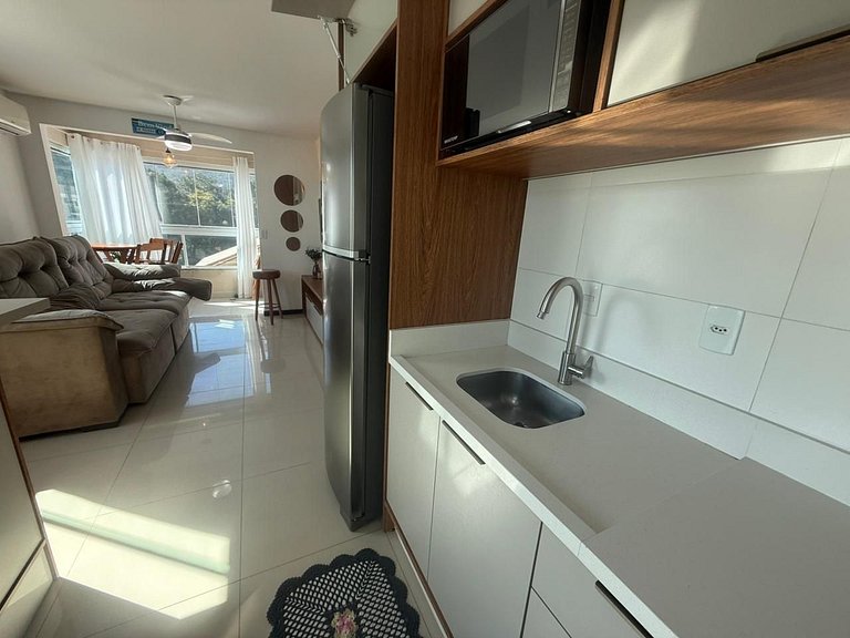 Cód 135 - Apartamento confortável com mobiliário sob medida