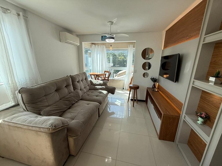 Cód 135 - Apartamento confortável com mobiliário sob medida