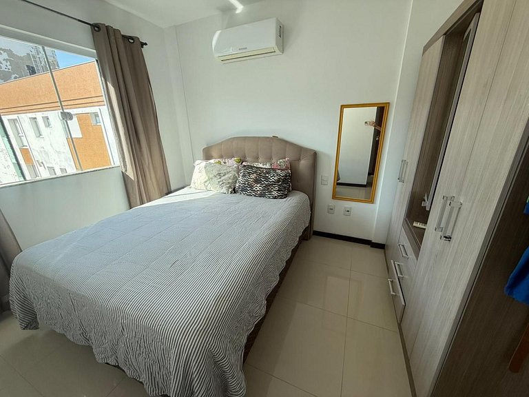 Cód 135 - Apartamento confortável com mobiliário sob medida