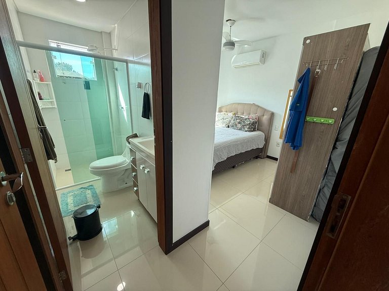 Cód 135 - Apartamento confortável com mobiliário sob medida