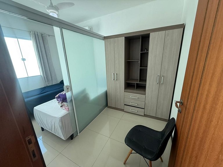 Cód 135 - Apartamento confortável com mobiliário sob medida