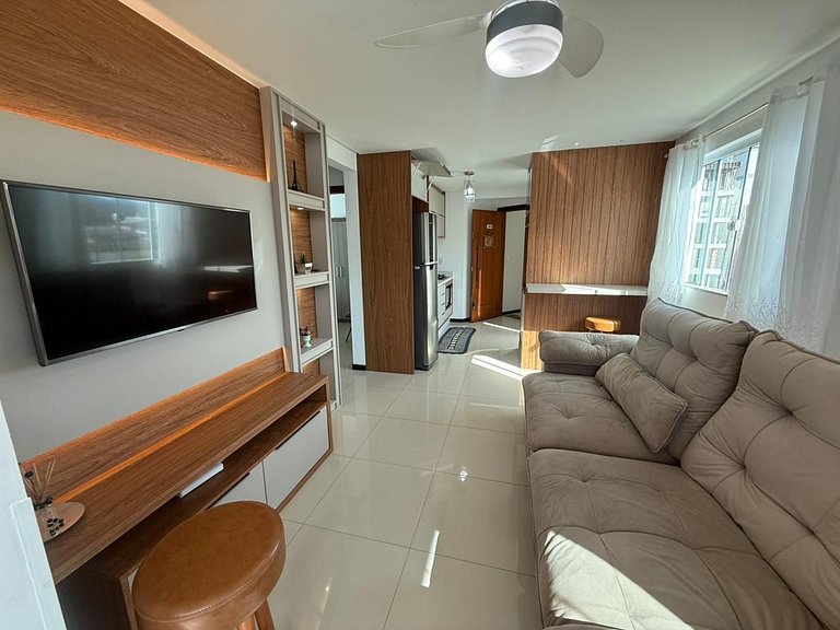 Cód 135 - Apartamento confortável com mobiliário sob medida