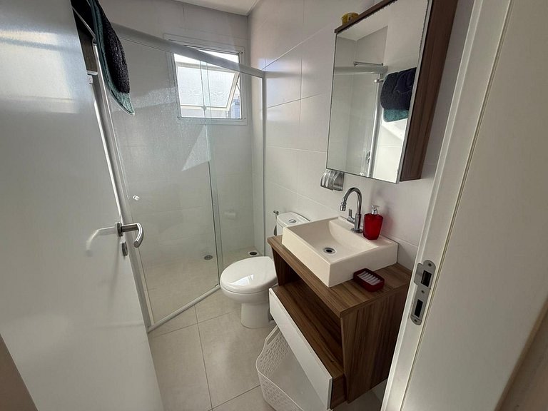 cód 88- Apartamento aconchegante á 100m do mar