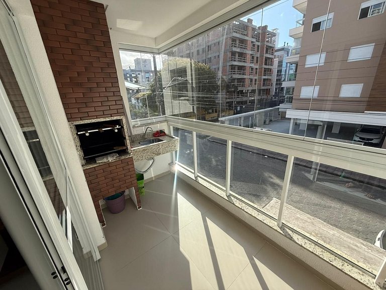 cód 88- Apartamento aconchegante á 100m do mar