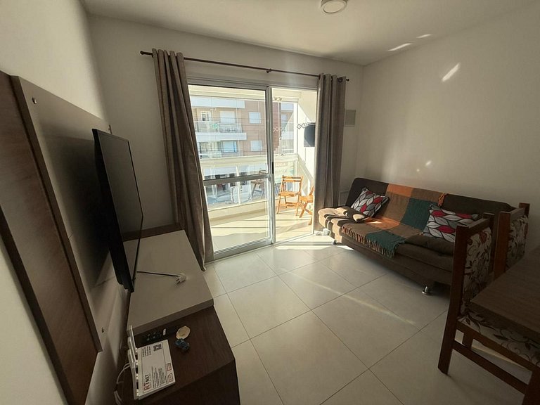 cód 88- Apartamento aconchegante á 100m do mar