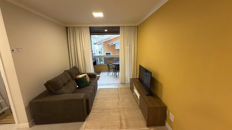 Cód 67 - Apto com 2 dorm no Arpoador Palmas