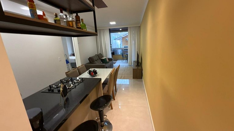 Cód 67 - Apto com 2 dorm no Arpoador Palmas