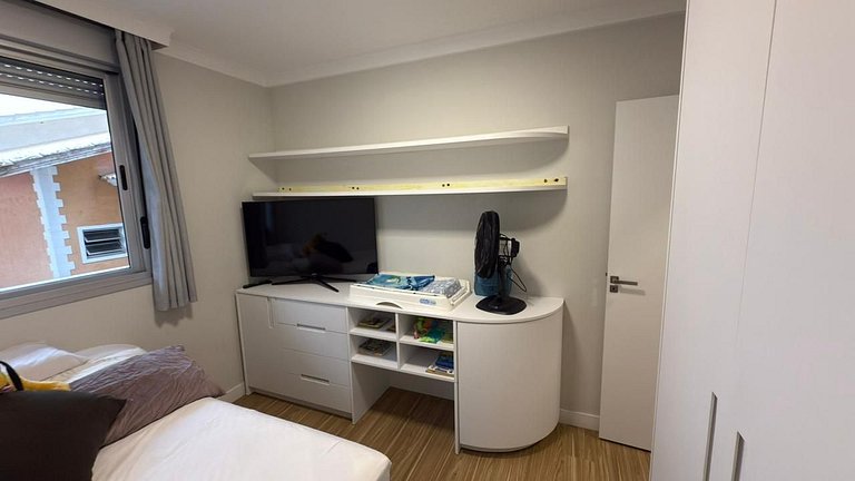 Cód 67 - Apto com 2 dorm no Arpoador Palmas