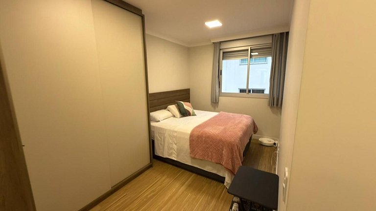 Cód 67 - Apto com 2 dorm no Arpoador Palmas