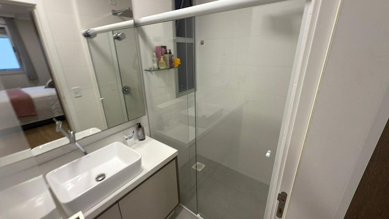 Cód 67 - Apto com 2 dorm no Arpoador Palmas