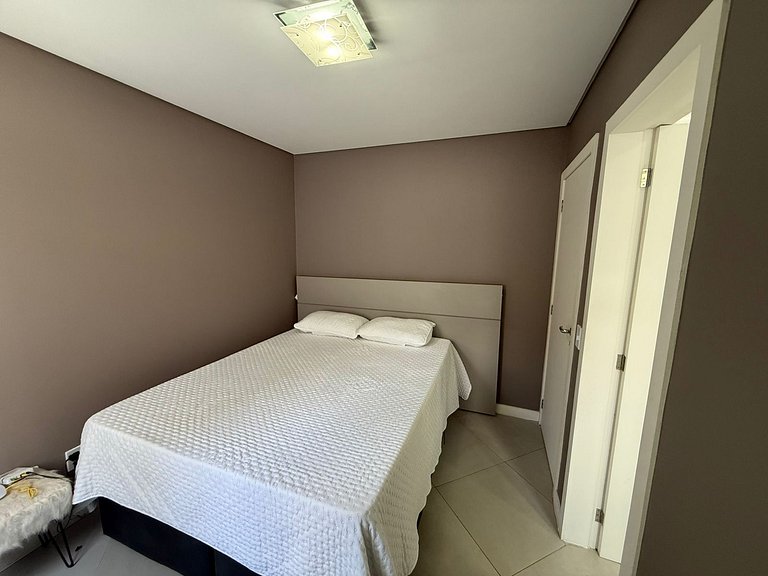 Cód 96 - Excelente apartamento de 2 suítes