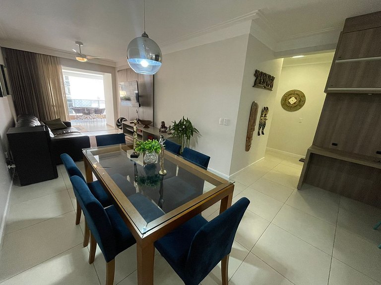 Cód 62- Apartamento de 3 suítes no Boulevard