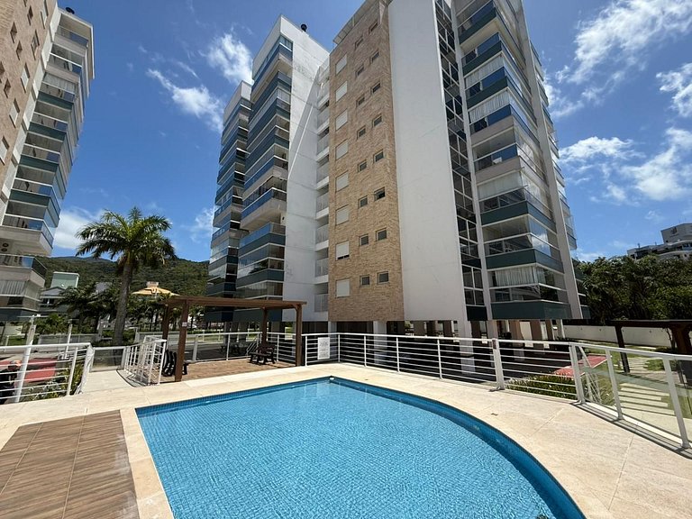 Cód 52 - Apartamento de 2 suítes com piscina