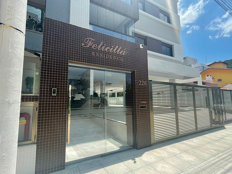 Cód 90 - Apartamento á 150m do mar