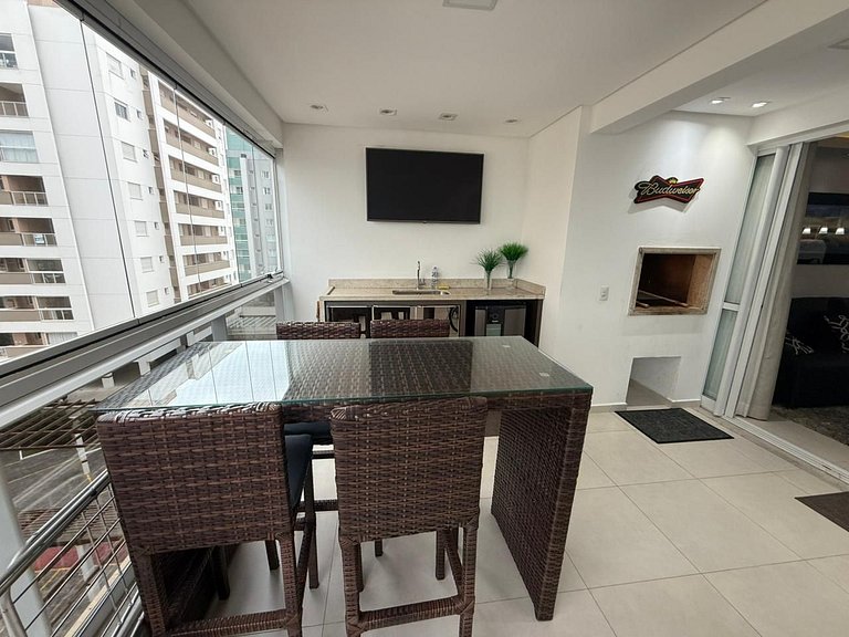Cód 63 - Excelente apartamento de 2 suítes