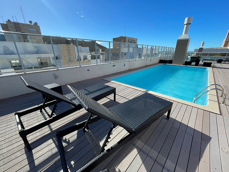 Cód 138- Apartamento com vista para o mar