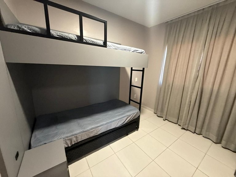 Cód 39 - Apartamento a 80 metros do Mar