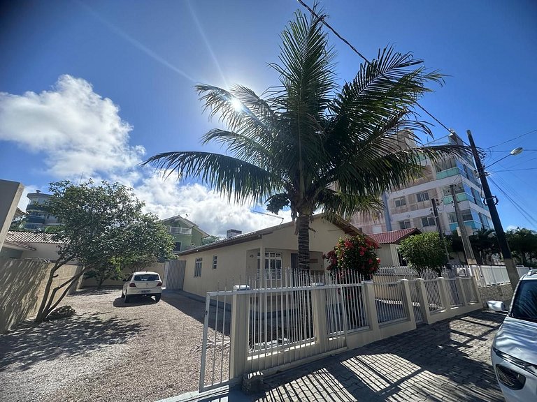 Cód 8 - Casa á 50m do mar na zona sul de Palmas