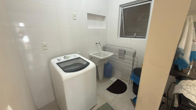 Cód 184- Apartamento aconchegante á 70m do mar.