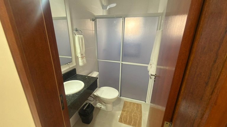 Cód 184- Apartamento aconchegante á 70m do mar.