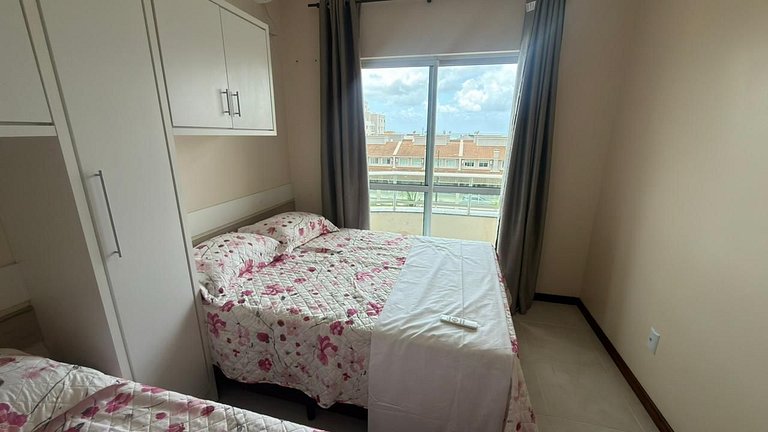 Cód 184- Apartamento aconchegante á 70m do mar.