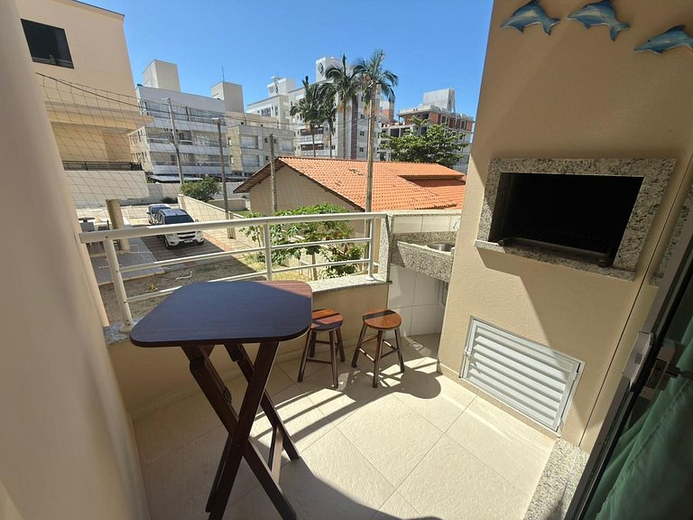 Cód 86 - Apartamento á 100m do mar