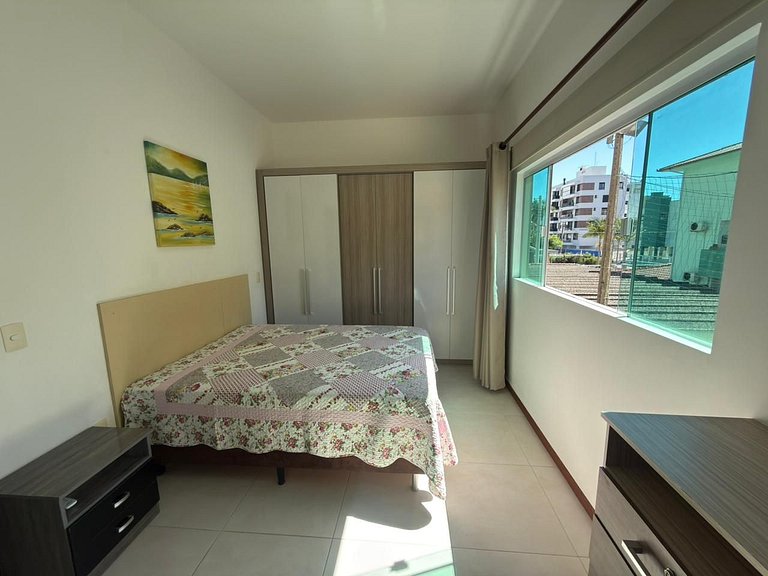 Cód 86 - Apartamento á 100m do mar