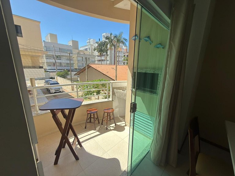 Cód 86 - Apartamento á 100m do mar