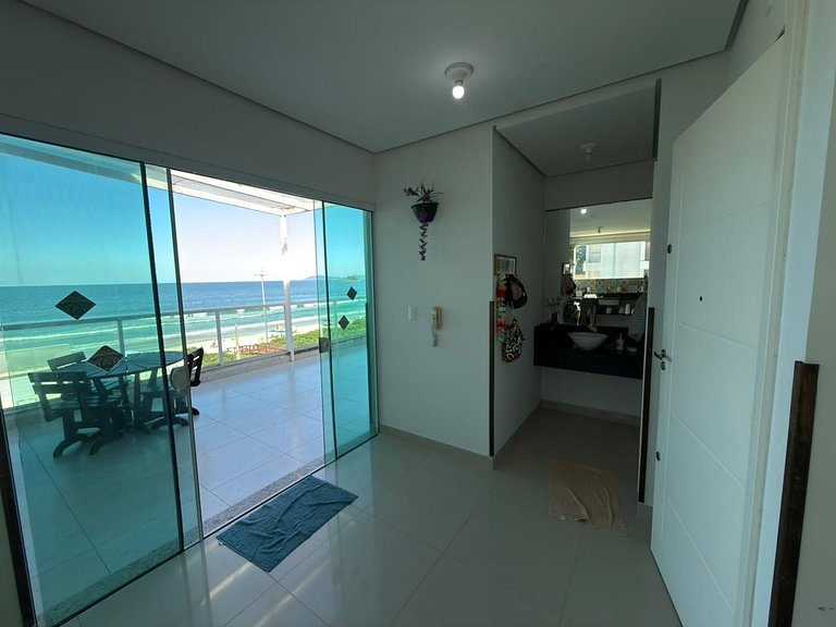 Cód 62- Cobertura com ampla vista para o mar.