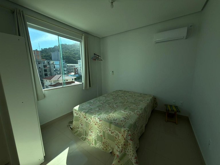 Cód 62- Cobertura com ampla vista para o mar.