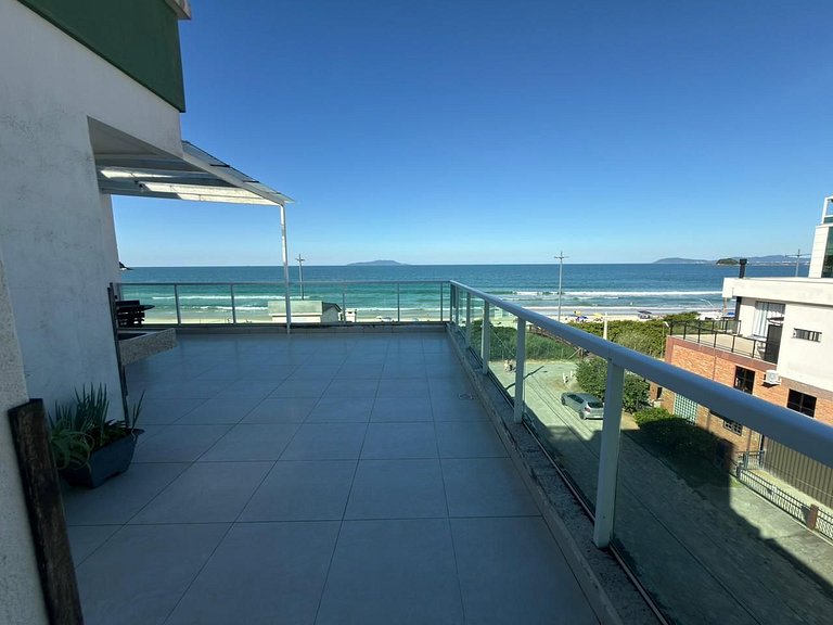 Cód 62- Cobertura com ampla vista para o mar.
